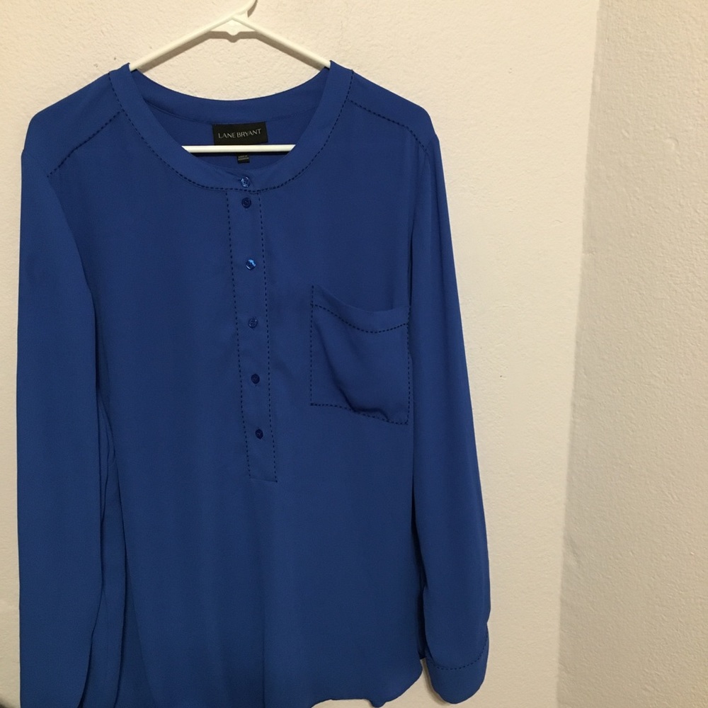 Lane Bryant pop over 22/24 blouse. Pleated back.